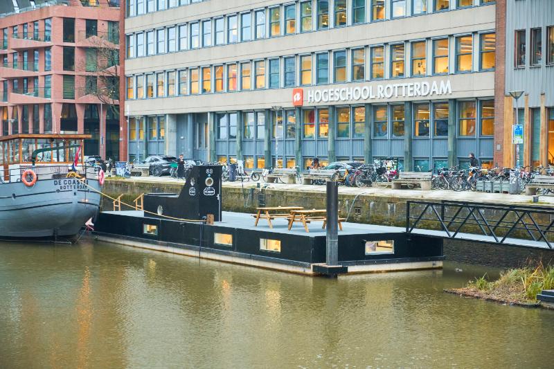 360° tour van Wikkelboat & The Red Apple Marina